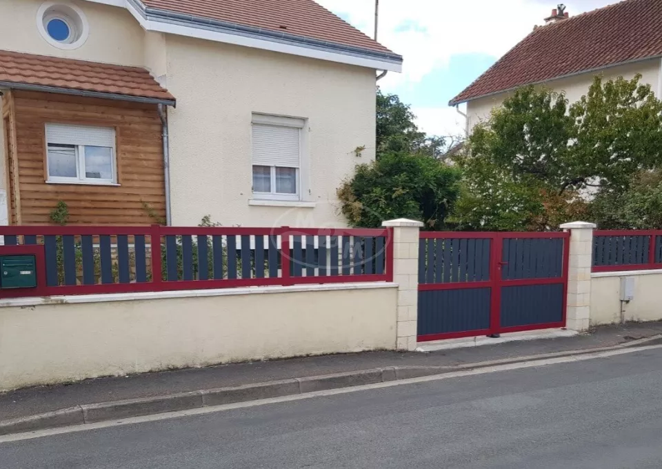 Fabrication d'un portail et d'une clôture bi-couleur